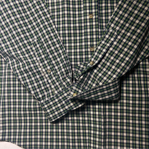 LL Bean L-Reg wrinkle resistant Classic Green Plaid Men's Shirt - Picture 3 of 6